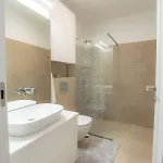 Апартаменты Cozynest Lakeside