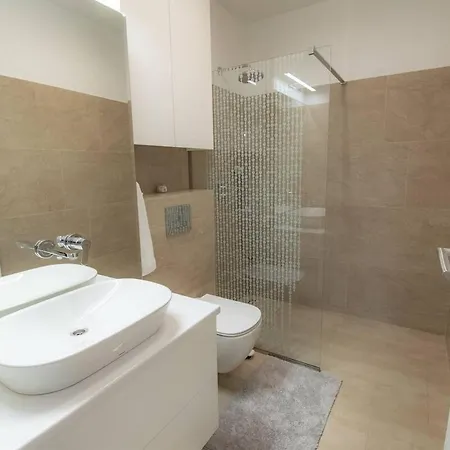 Cozynest Lakeside Cluj-Napoca